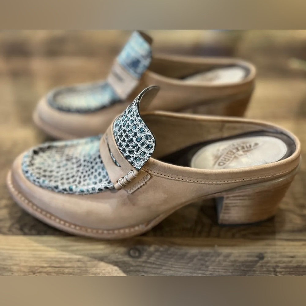 Freebird Booties/Boots - women’s size 9 (smaller side (im an 8.5))